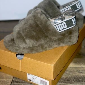 Selling UGG SLIDE for $80 Brand new. Have never been warn.